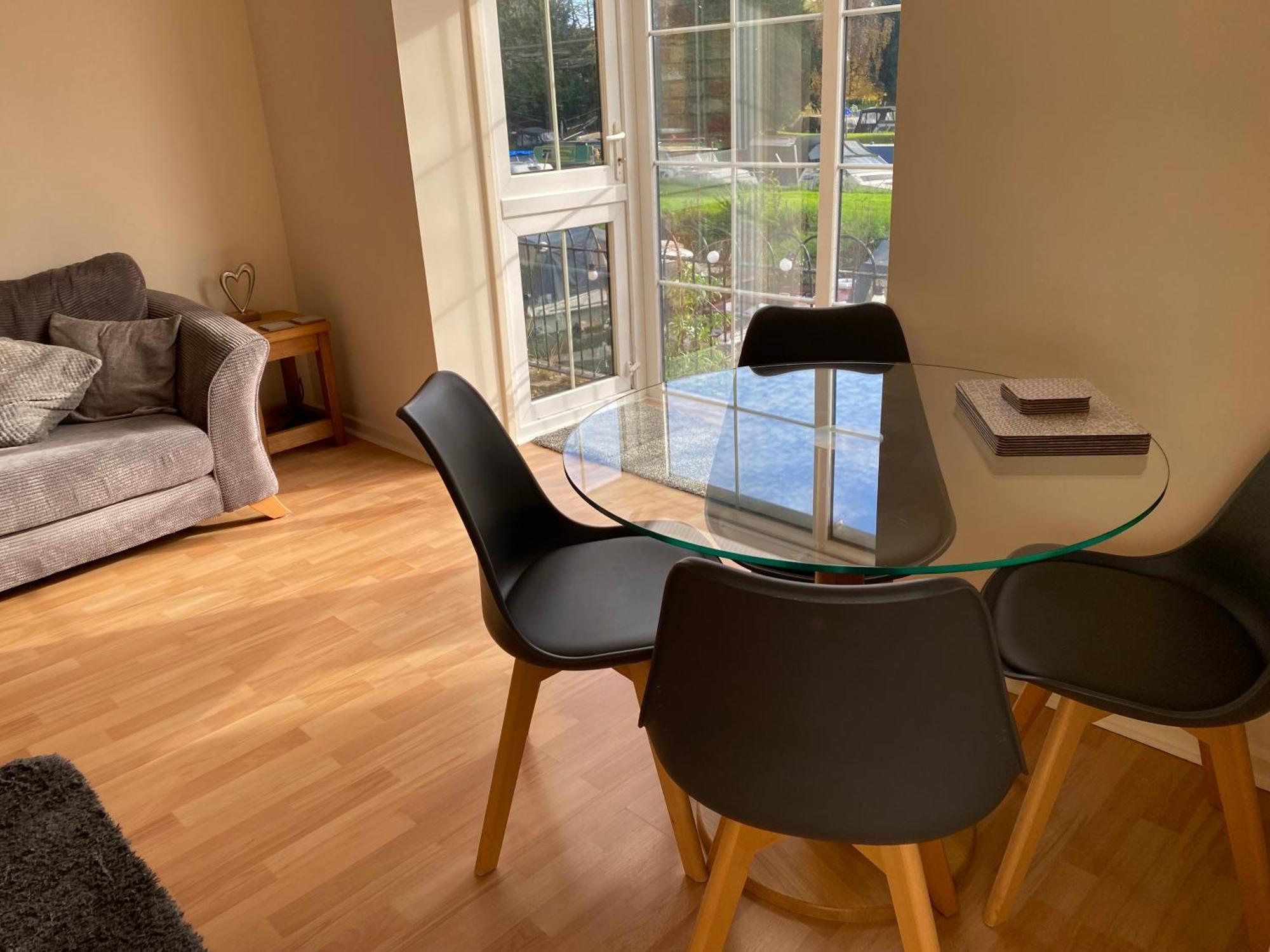 River Courtyard Apartment In The Heart Of Stneots Saint Neots Exteriér fotografie