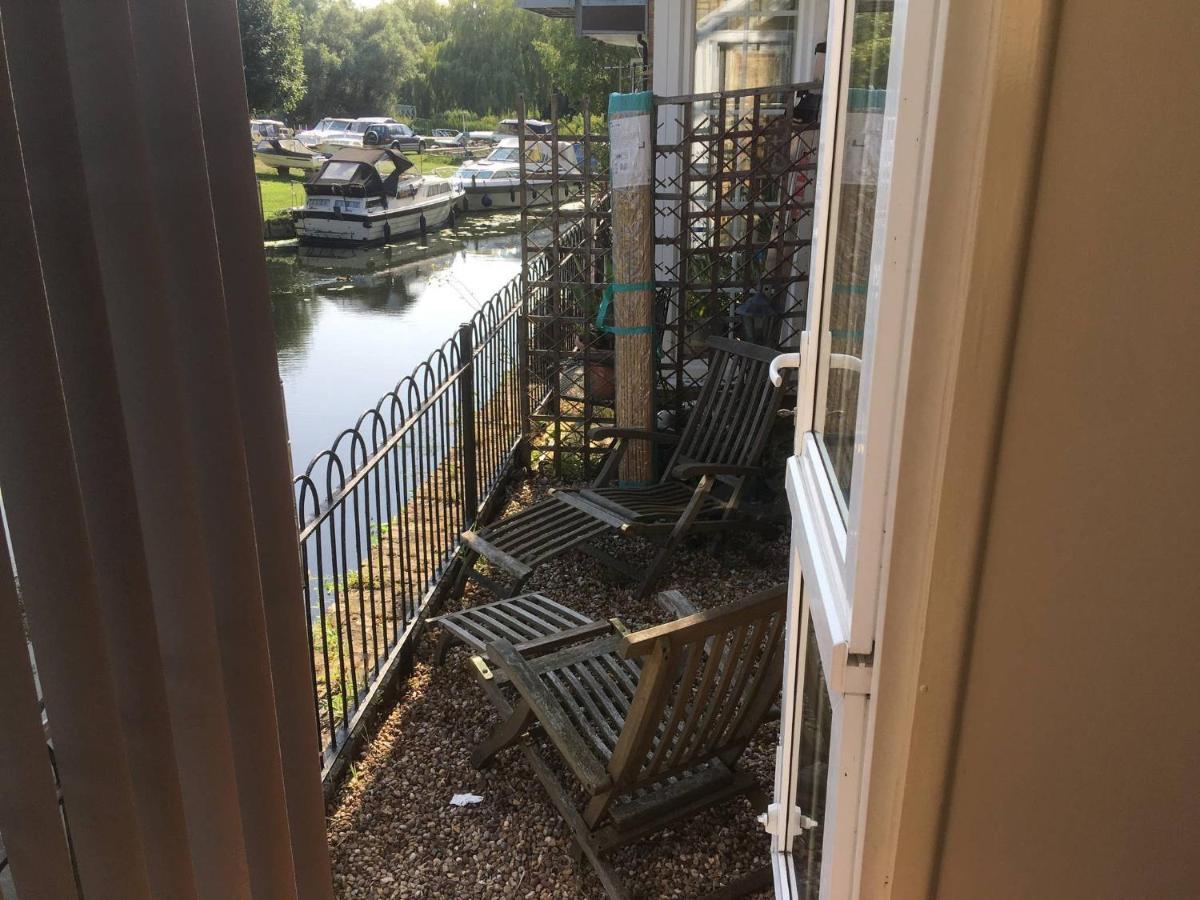 River Courtyard Apartment In The Heart Of Stneots Saint Neots Exteriér fotografie